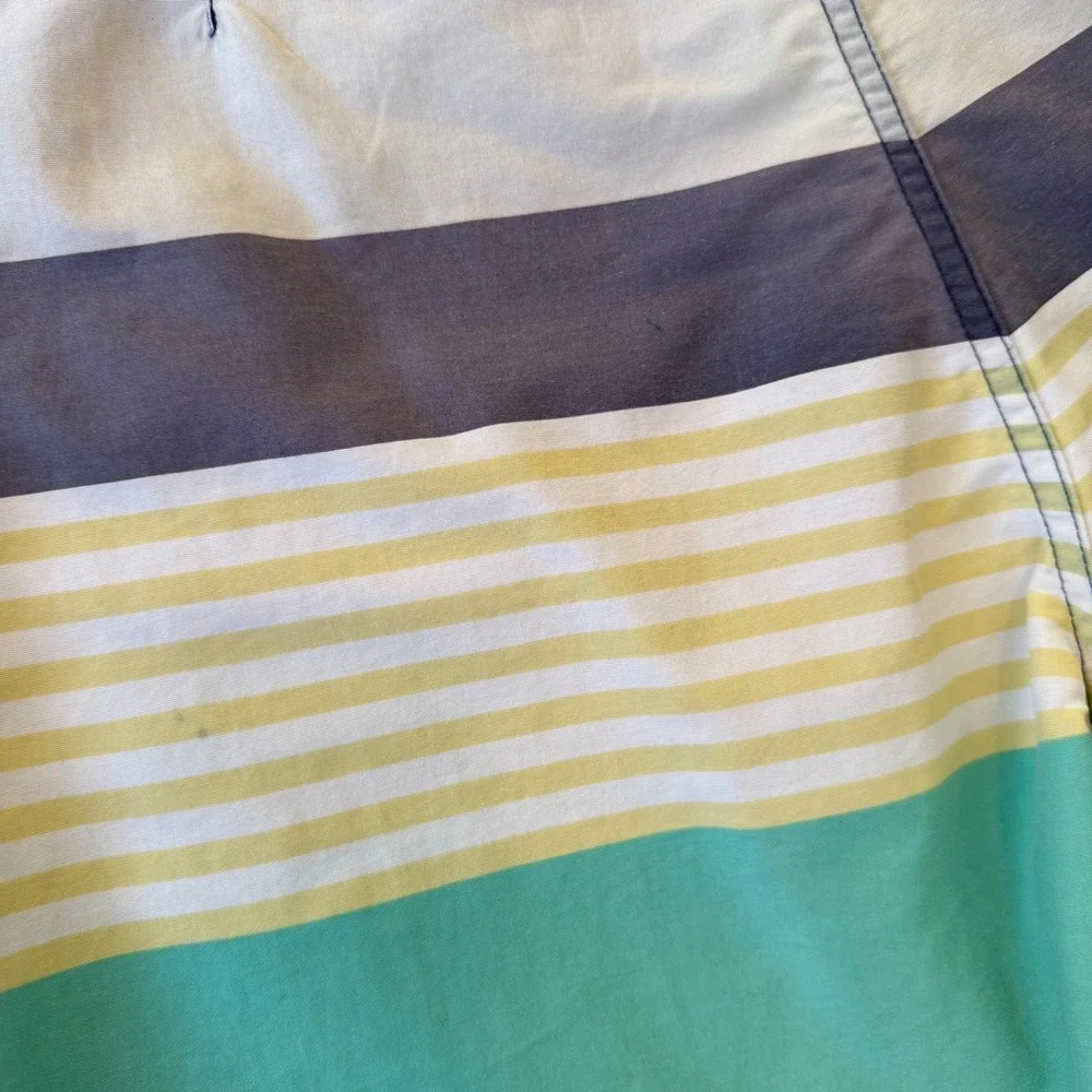PATAGONIA Striped Board Shorts Swim‎ Trunks Men's Size 35 Casual Beach Surf Pool